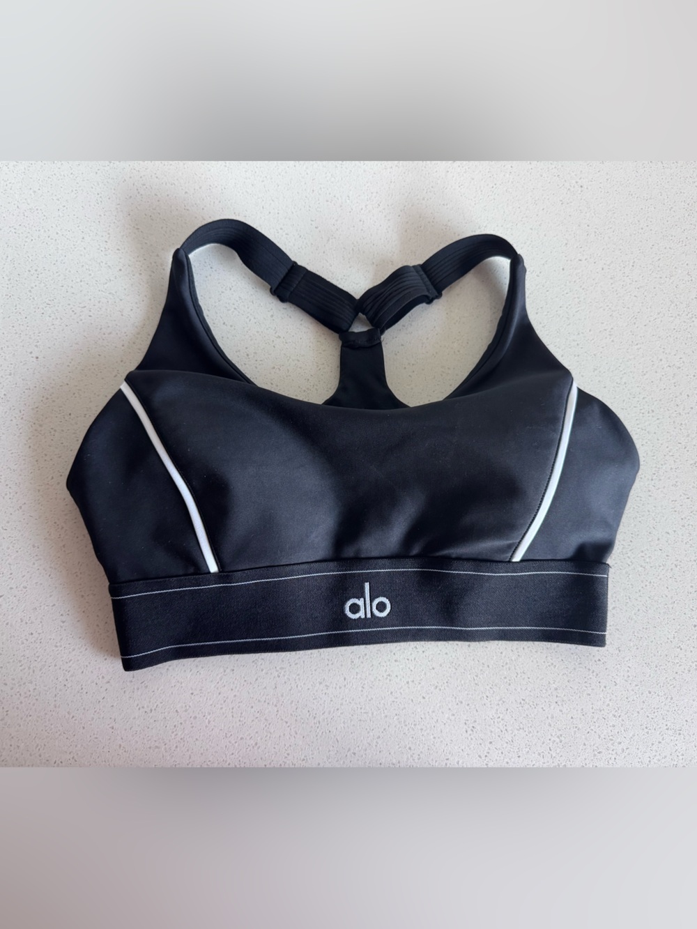 ALO Airlift Suit Up sports Bra - BLACK M